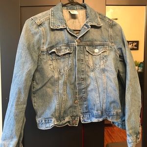 H&M Jean jacket - size 8 - great condition!